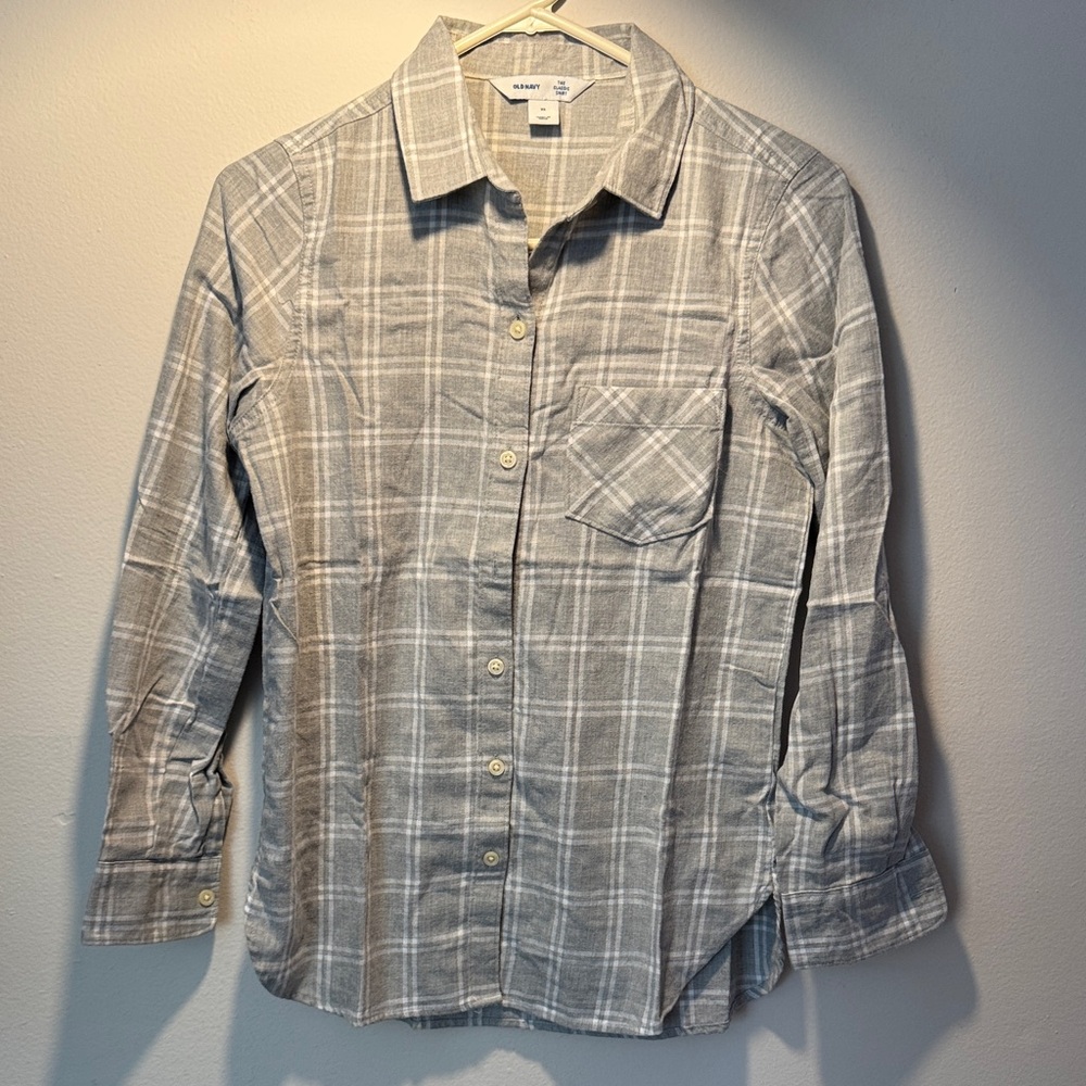 Old Navy Light Gray Plaid Shirt